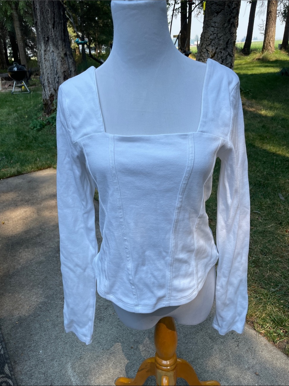 Women's White Square-Neck Long Sleeve ribbed Tee by Almost Famous